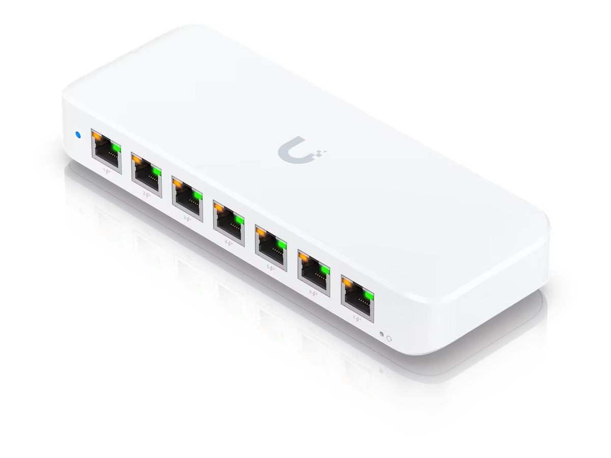 Ubiquiti USW Ultra switch 8 ports Product shot Right-angle 79851
