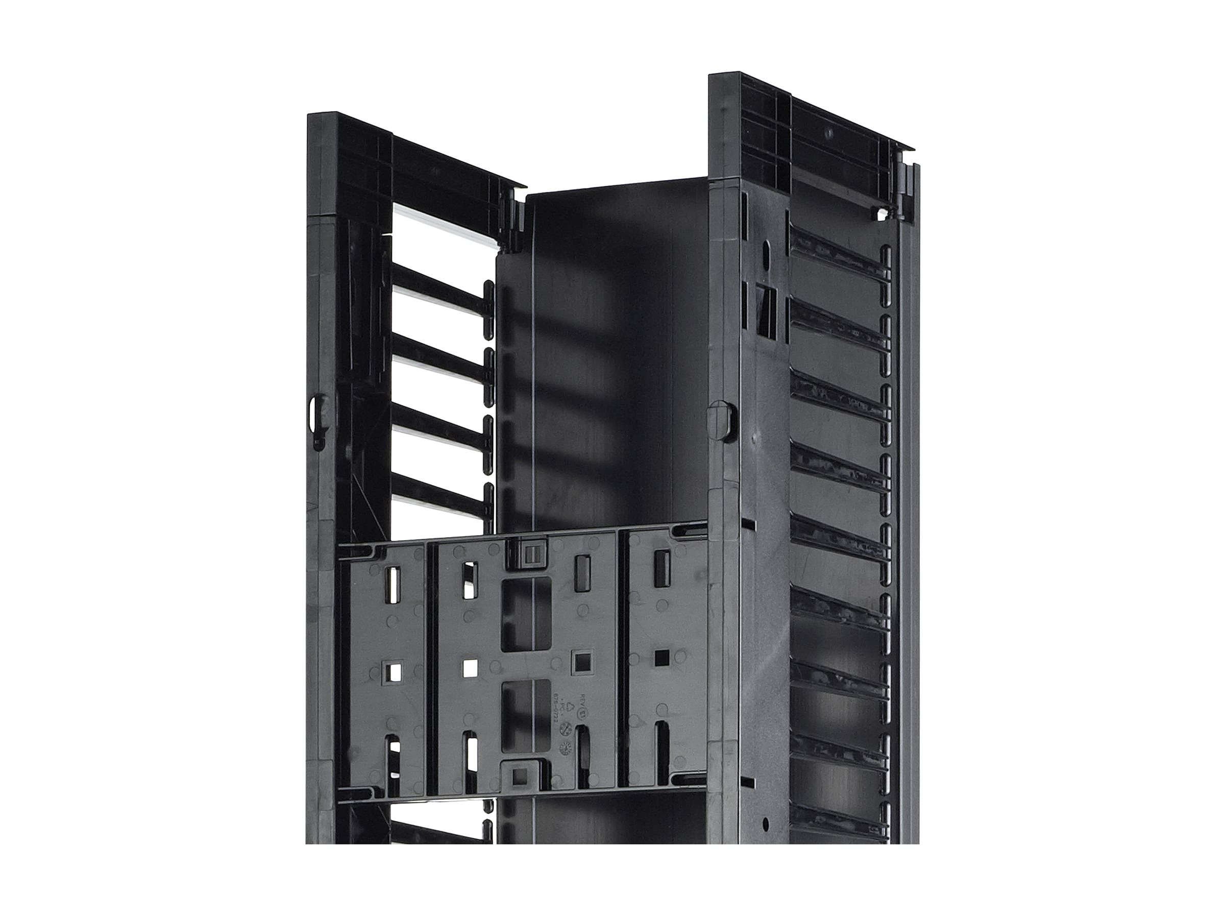 APC Valueline Vertical Cable Manager