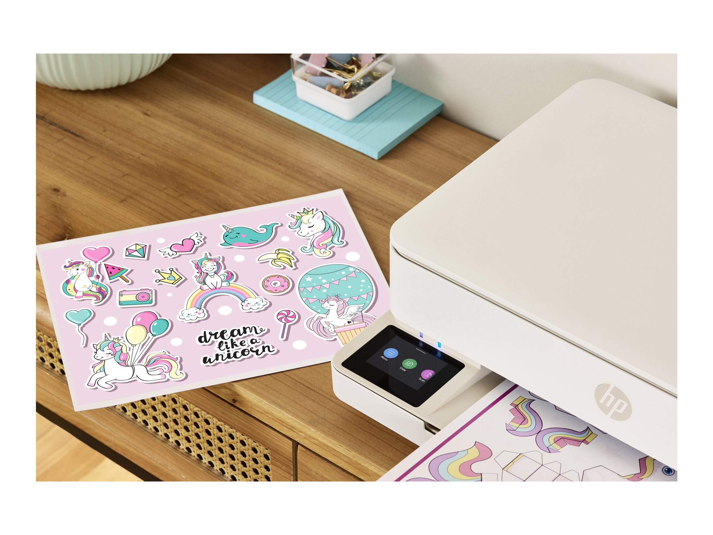 HP ENVY 6130 All-in-One multifunction printer Usage / lifestyle Front 72793