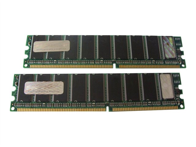 An image of Hypertec Legacy - DDR - module - 512 MB - DIMM 184-PIN - 266 MHz / PC2100 - unbuffered