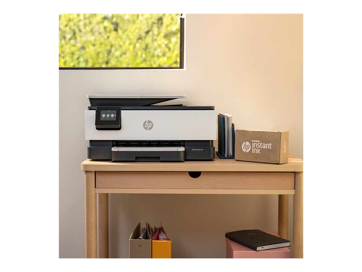 HP Officejet Pro 8130e All-in-One multifunction printer Usage / lifestyle Front 72728