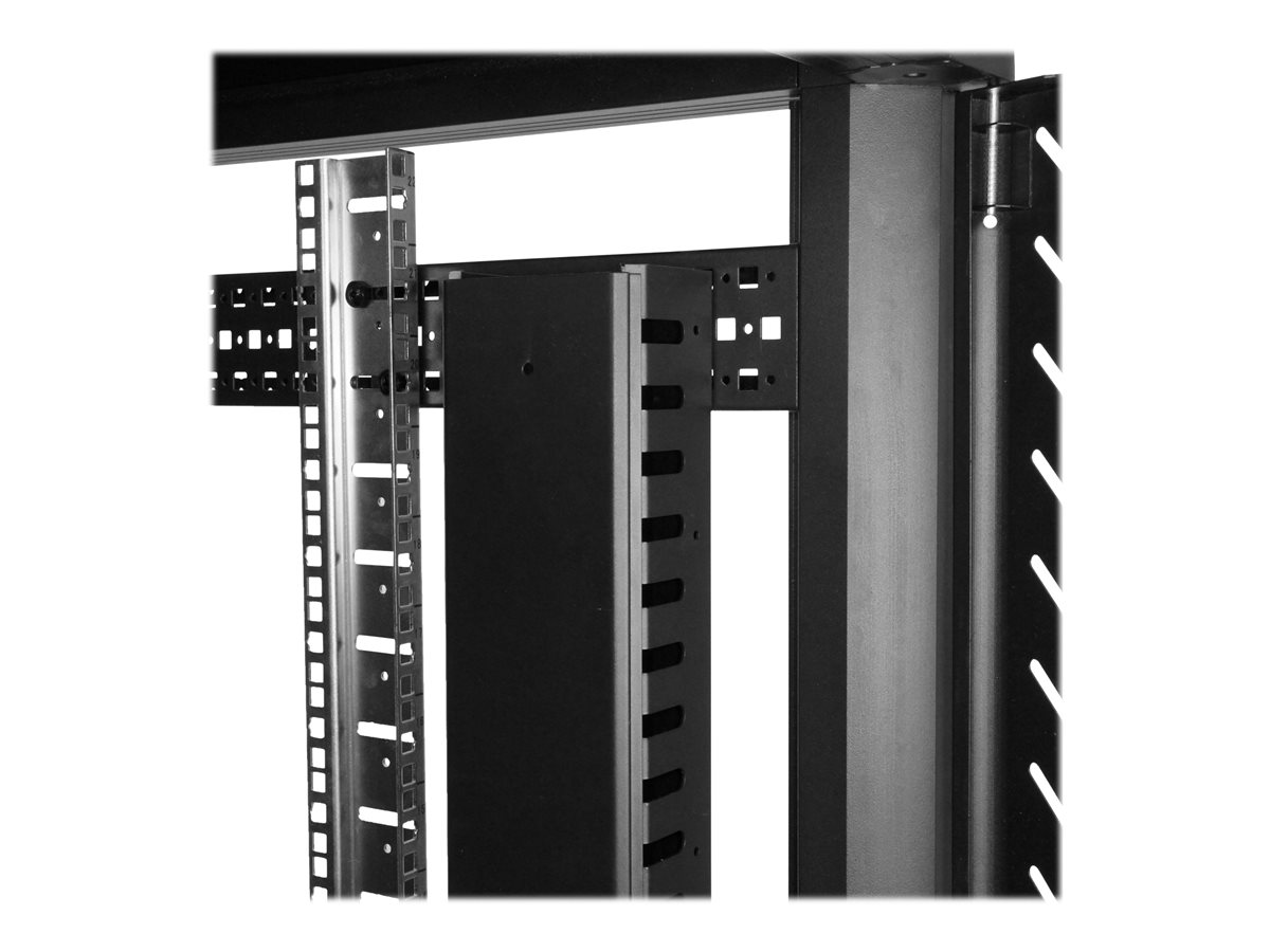 StarTech.com Vertical Cable Organizer with Finger Ducts - Vertical Cable Management Panel - Rack-Mount Cable Raceway - 0U - 6 ft. (CMVER40UF) - kabelový organizér - 40U – foto 12