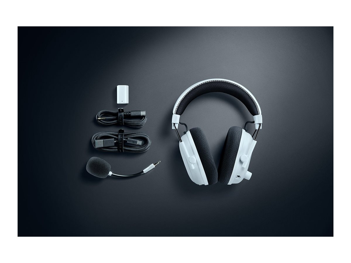 Razer BlackShark V3 Pro headset 3.5 mm jack Usage / lifestyle Left-angle 72710