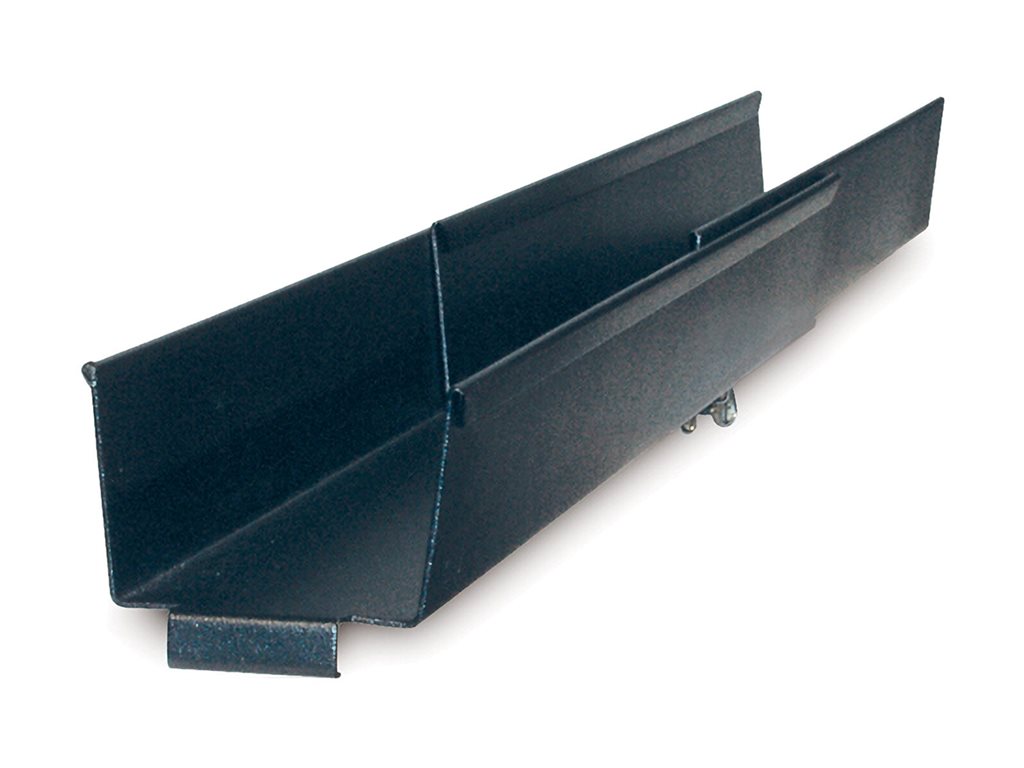 APC AR8008BLK
