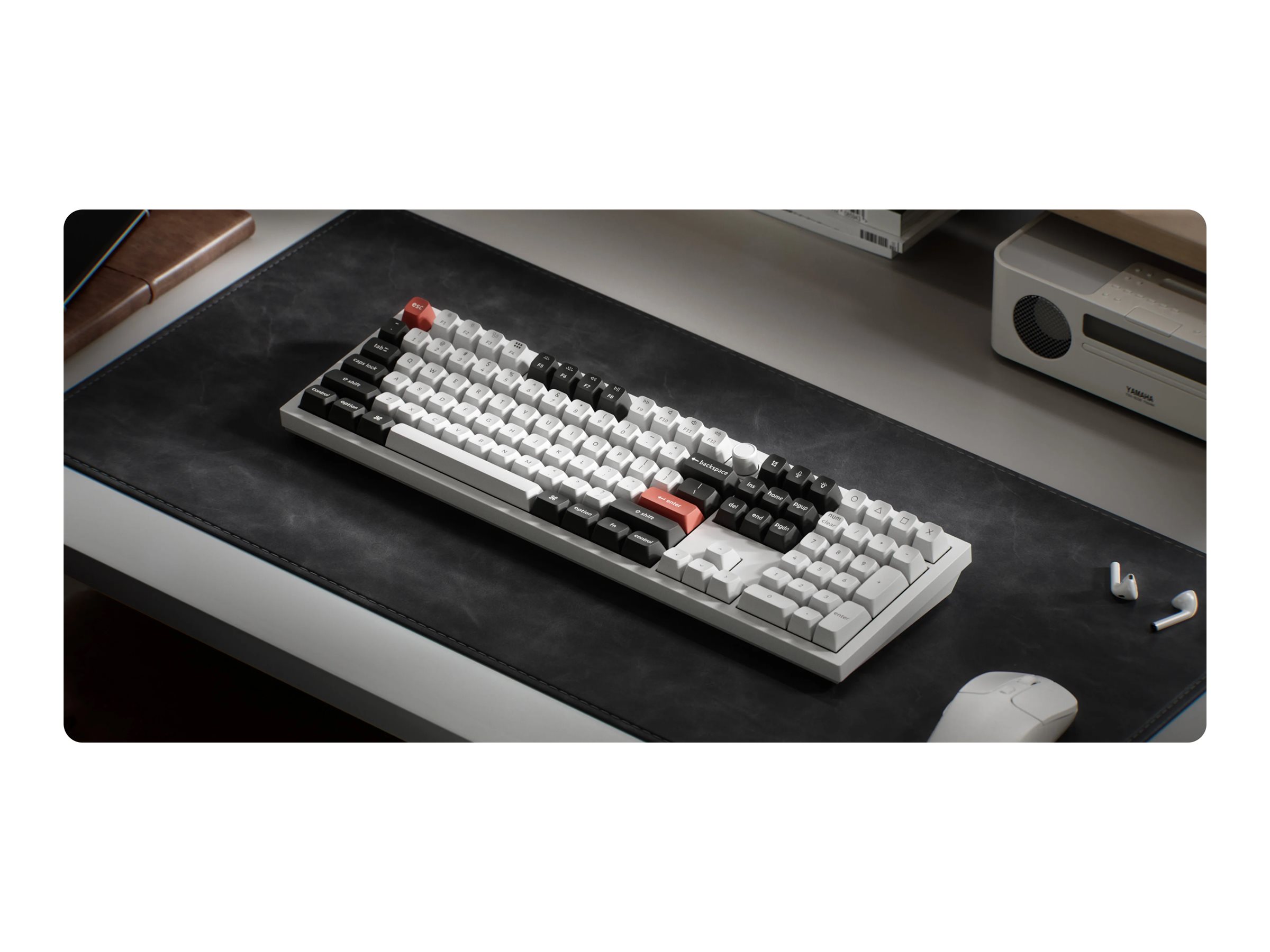 Keychron Q6 Ultra keyboard 100% full size white Input Product shot Front 79500