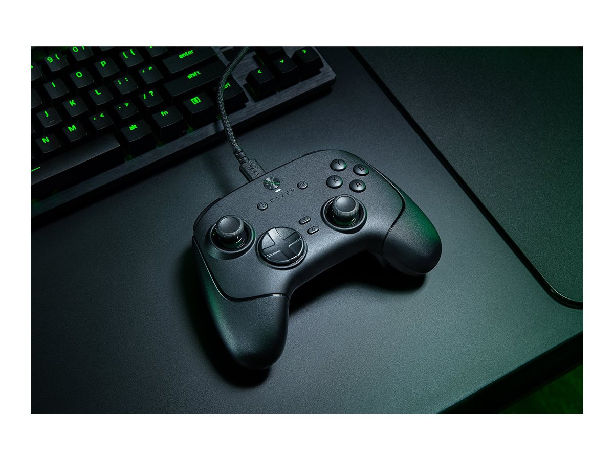 Razer Wolverine V3 8K Tournament Edition gamepad Usage / lifestyle Left-angle 72710