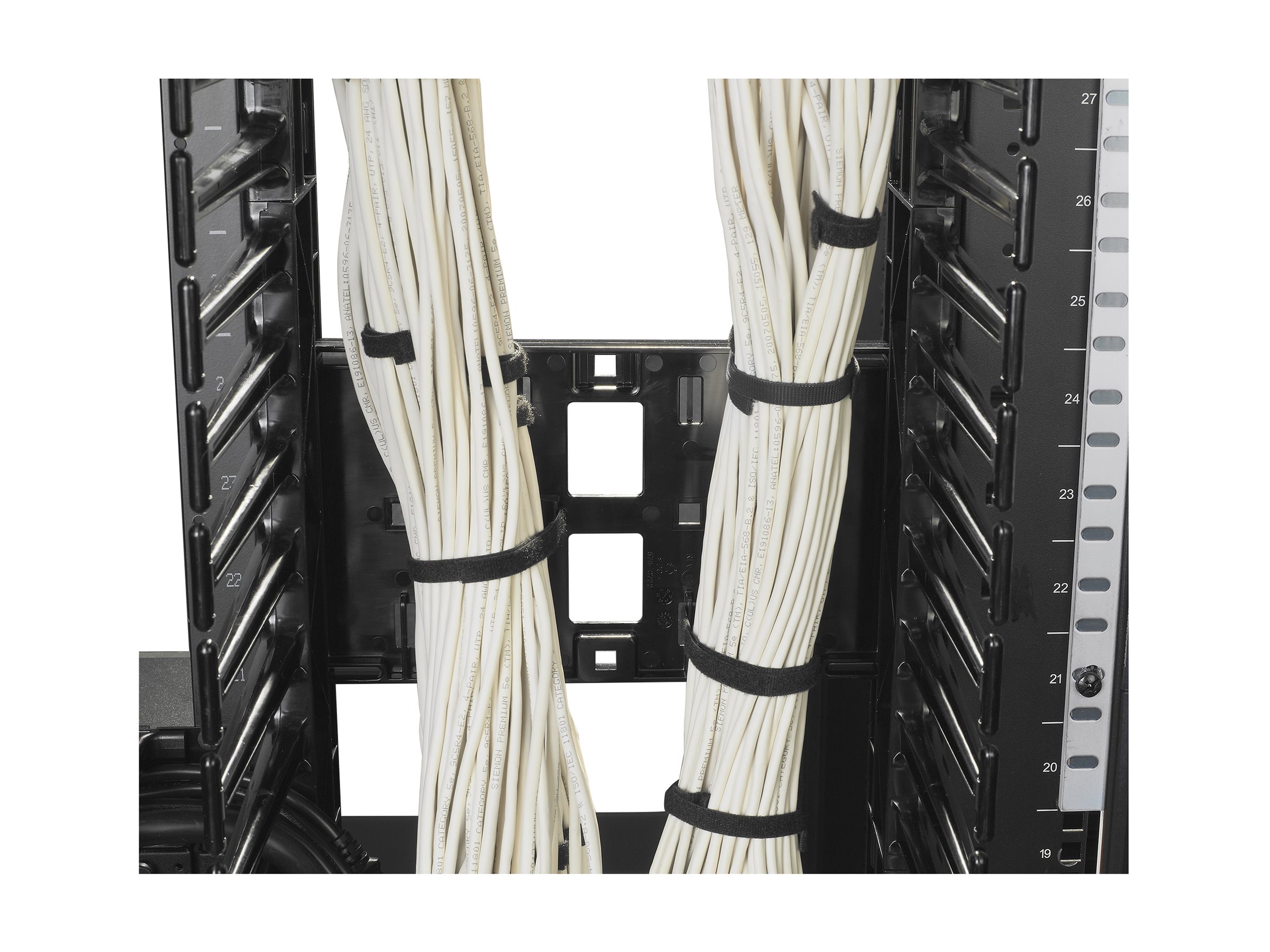 APC Valueline Vertical Cable Manager