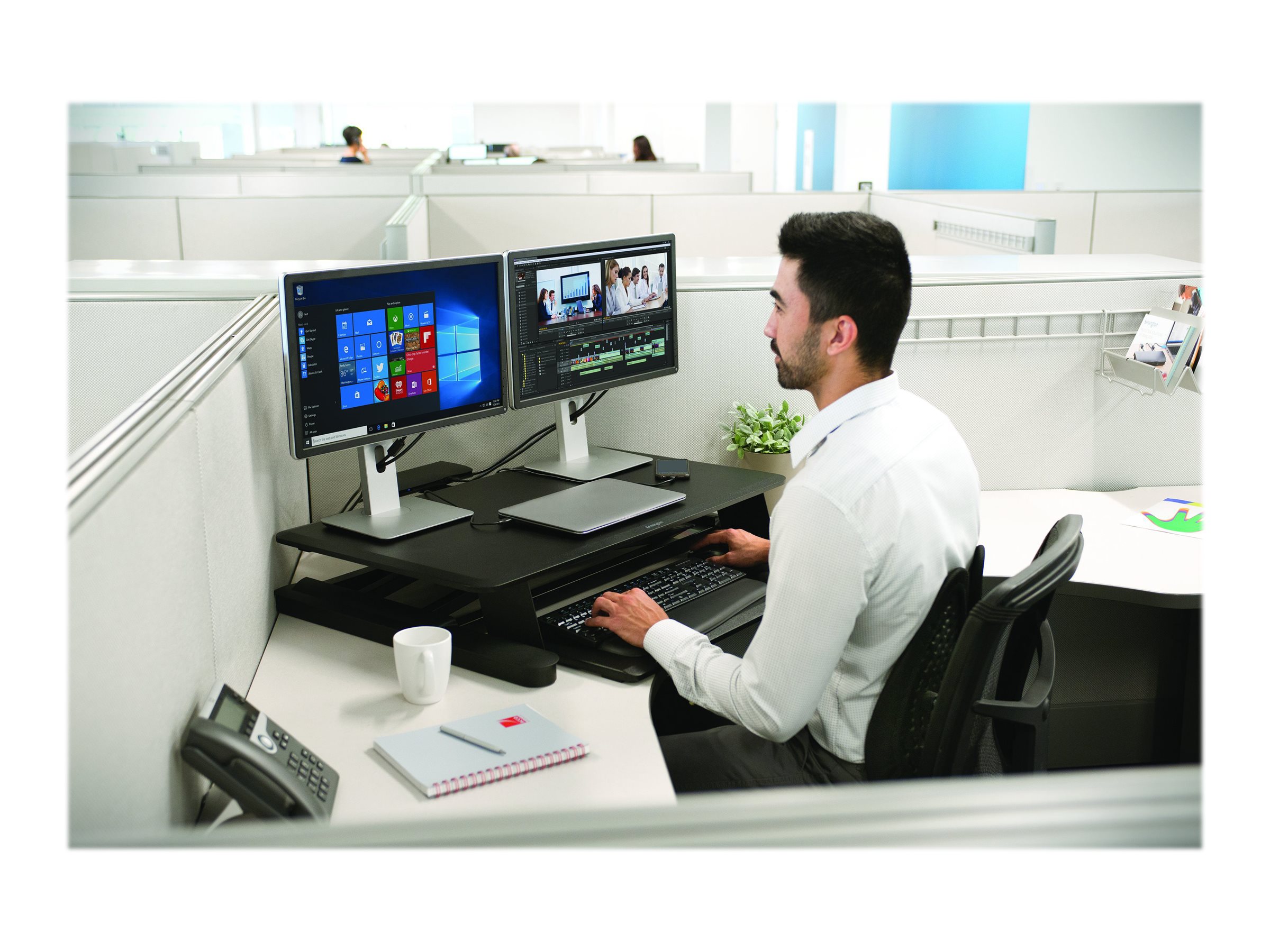 Kensington SmartFit Sit/Stand Desk notebook Usage / lifestyle Left-angle 73661