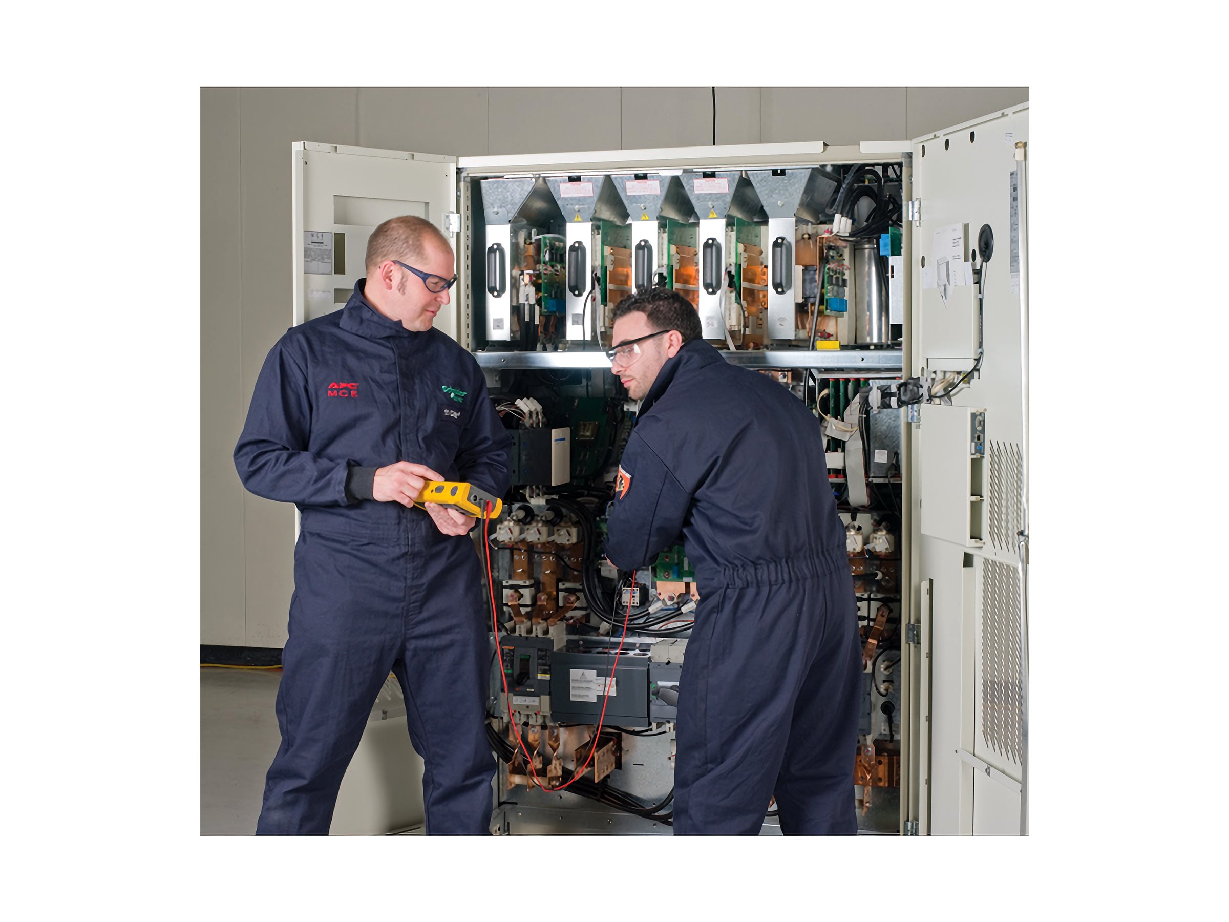 Schneider Electric Critical Power & Cooling Services Cooling On-Site Warranty Extension Service