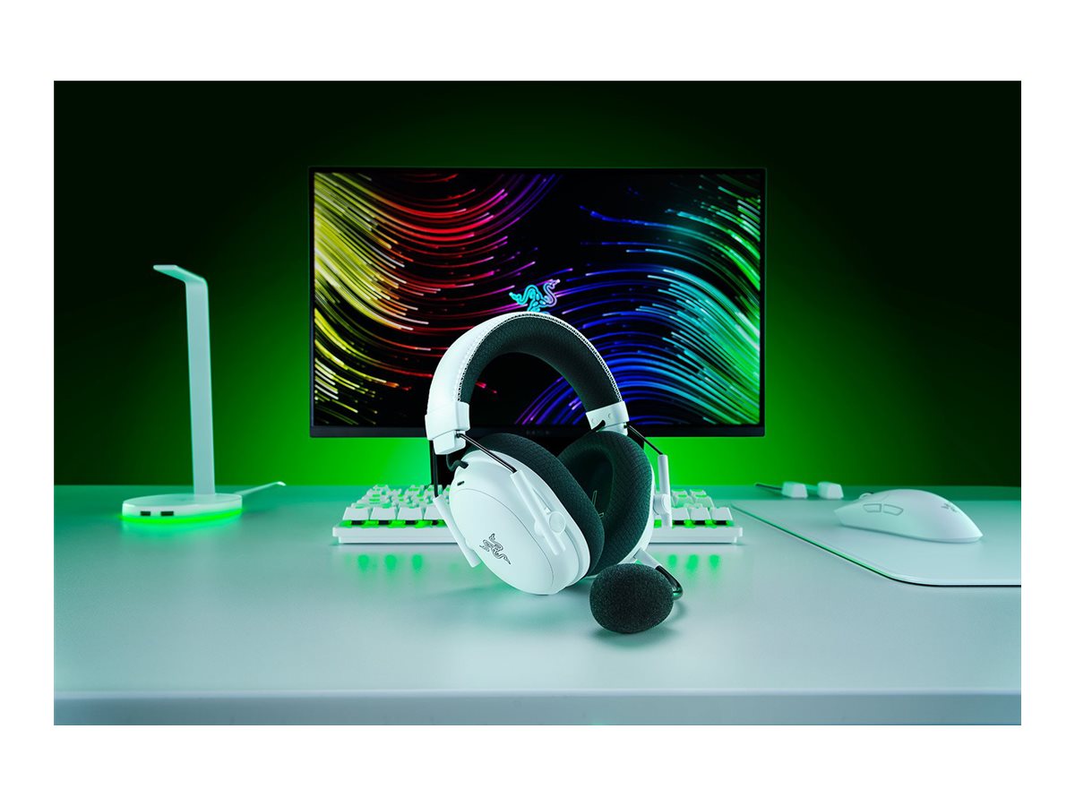 Razer BlackShark V3 Pro headset 3.5 mm jack Usage / lifestyle Right side 72430