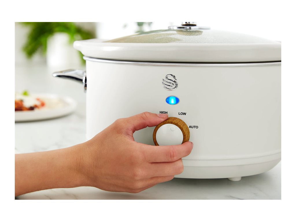 Swan Nordic Slow Cooker - 3.5L - White - SF17021WHTN