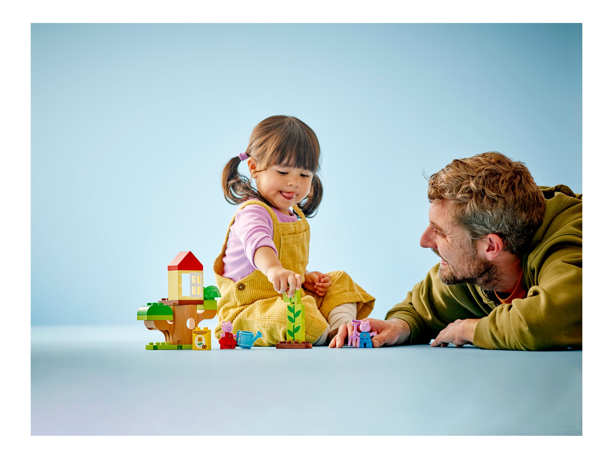 LEGO DUPLO - Peppa Pig Garden and Tree House