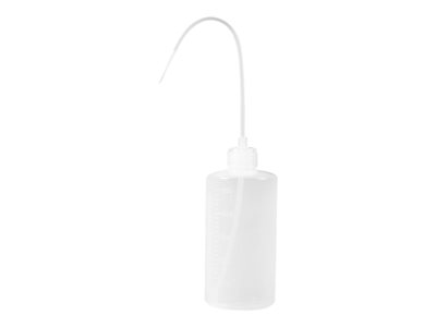 Thermaltake Pacific - Filling bottle