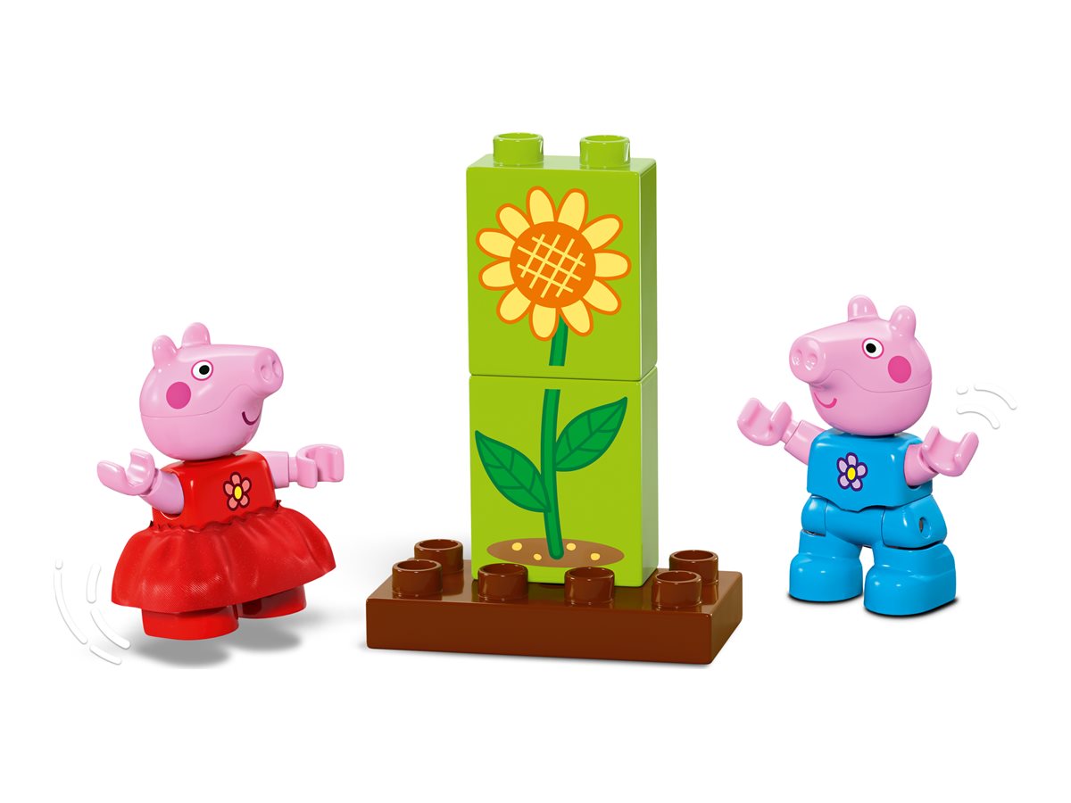 LEGO DUPLO - Peppa Pig Garden and Tree House