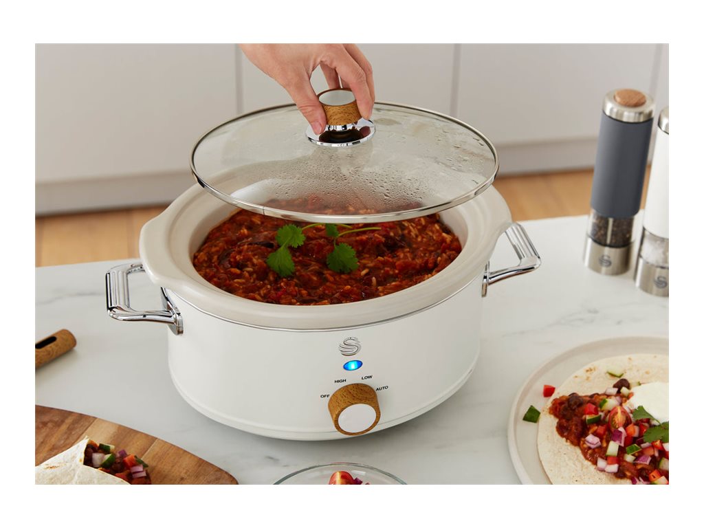 Swan Nordic Slow Cooker - 3.5L - White - SF17021WHTN