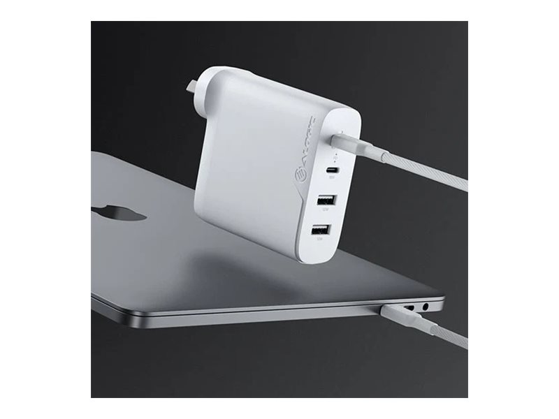 ALOGIC Rapid Power 4X100 power adapter USB-C USB 100 Product shot Left-angle 79300