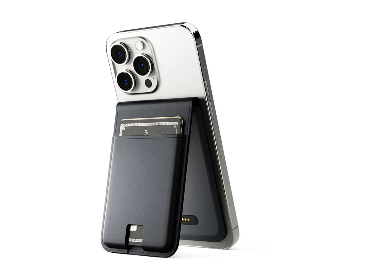 Journey LOC8 wallet for mobile Product shot with extra item(s) Right-angle 78685