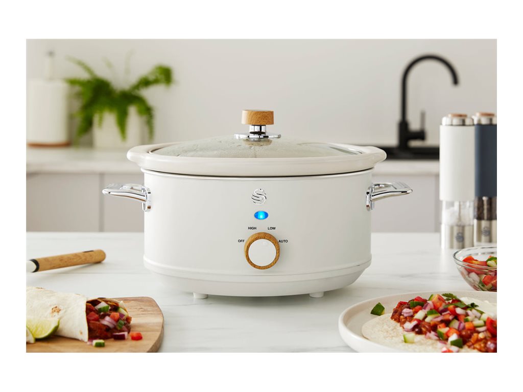 Swan Nordic Slow Cooker - 3.5L - White - SF17021WHTN