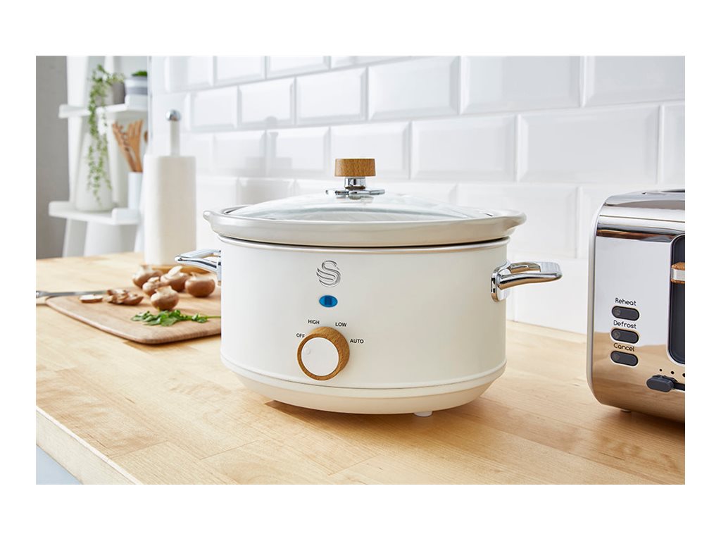 Swan Nordic Slow Cooker - 3.5L - White - SF17021WHTN