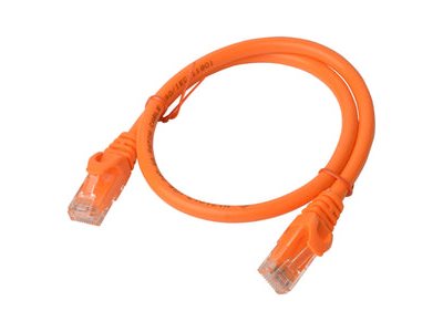 8Ware patch cable 50 cm Product shot Right-angle 79250