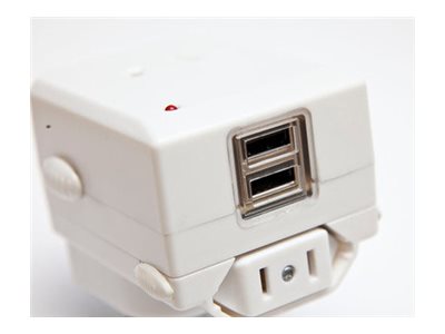 Jackson power adapter universal outbound 2 x USB Type I 2400 Product shot Left-angle 79150
