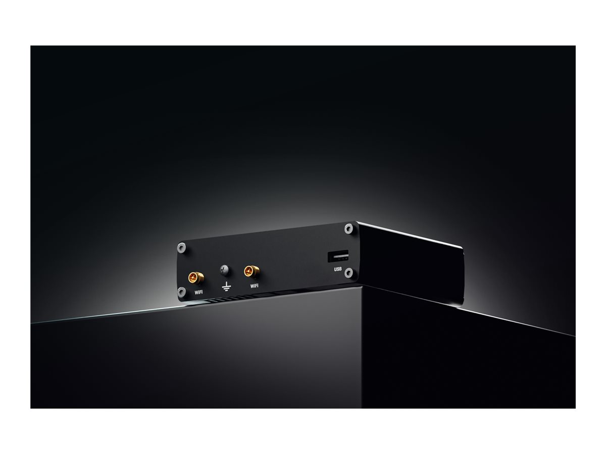 Teltonika RUTM10 wireless router Wi-Fi 5 DIN rail mountable surface-mountable Product shot Left-angle 79750
