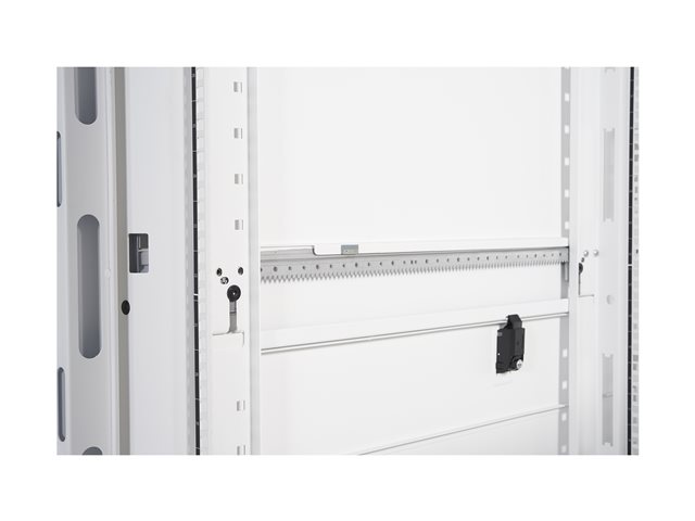 APC NetShelter SX 45U 600mm Wide x 1070