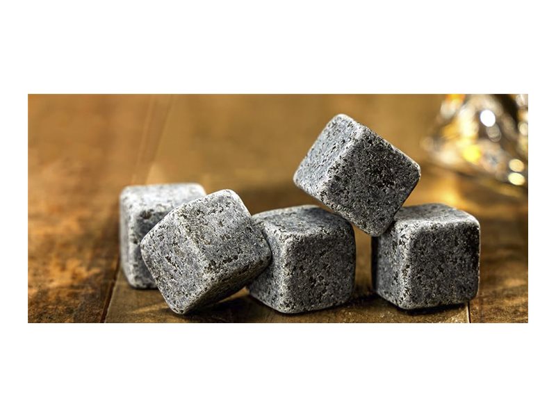 Mixology ＆ Craft Whiskey Stones - Cube-Shaped Granite Chilling Whiskey Rocks Set of 6, Whiskey Gifts for Men and Christmas Stocking Stuff＿並行輸入品 Mixology \u0026 Craft Whiskey Glasses and Stones \u2013 10oz, Crystal