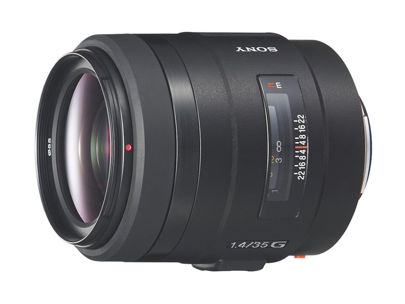 Sony 35mm f/1.4 Wide Angle G Lens - SAL35F14G