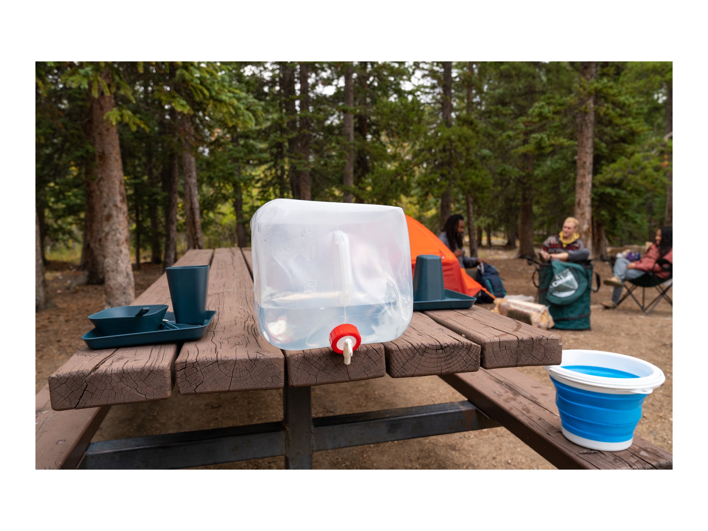 Coghlan's Collapsible Water Container