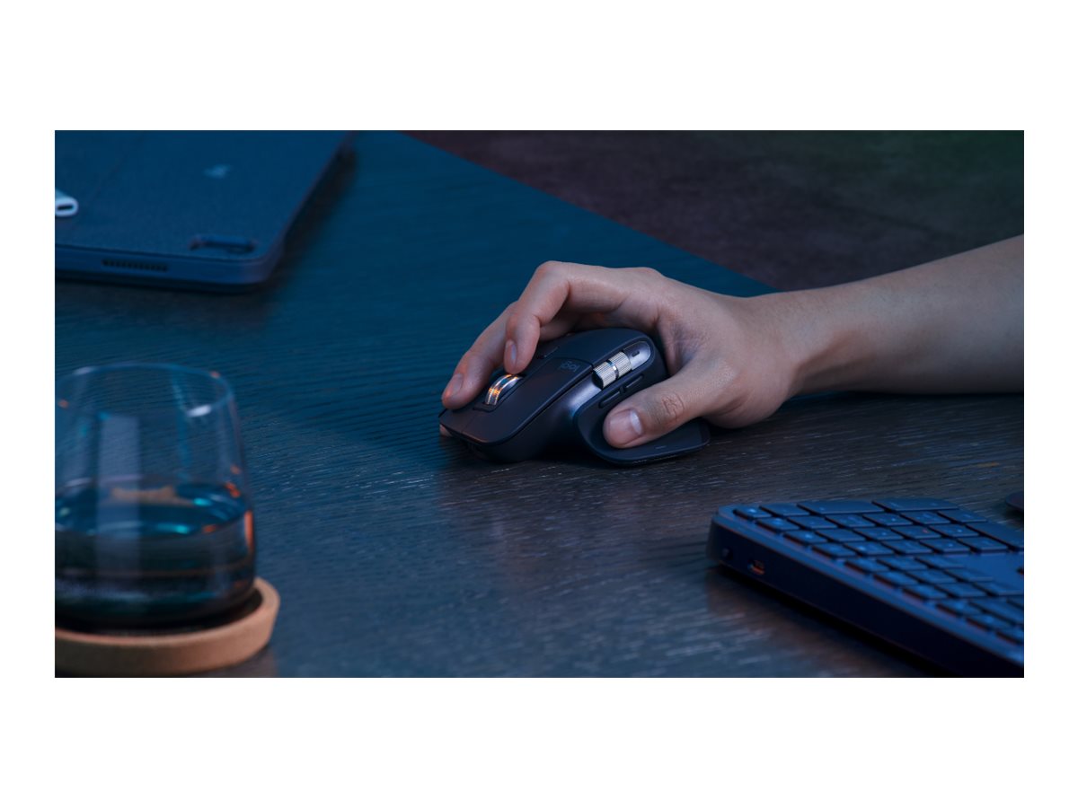 Logitech MX Keys S Combo keyboard and mouse set graphite Input Usage / lifestyle Right-angle 72740