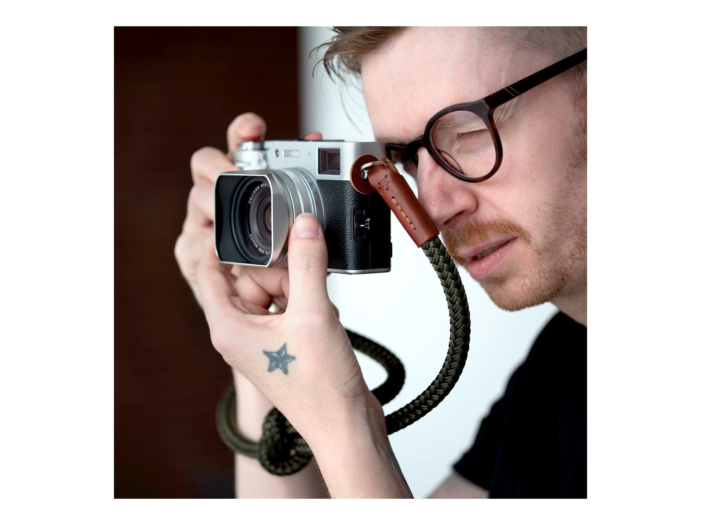 Fab' F8 Carrying Strap for Camera - 140cm - Black | London