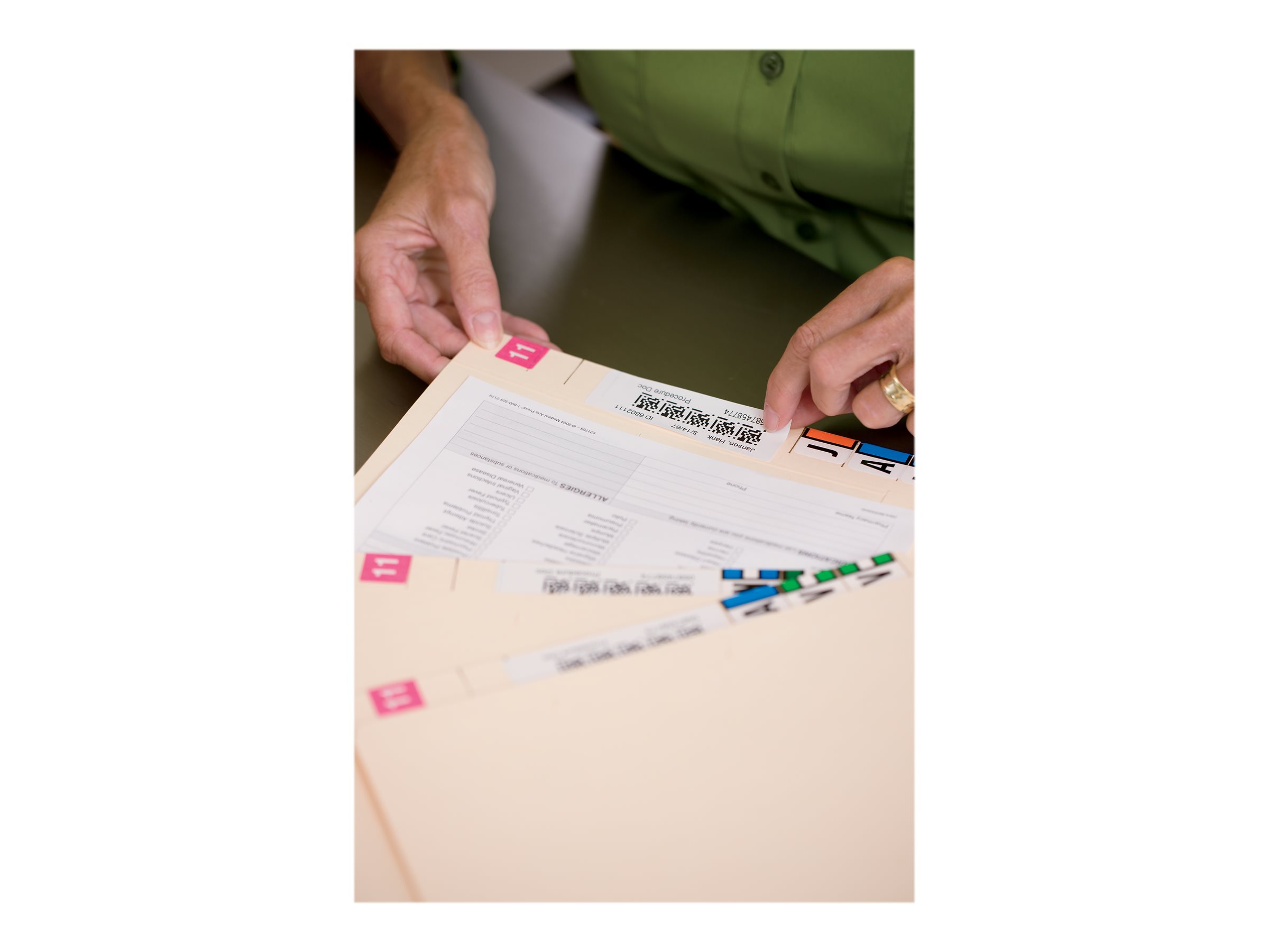 DYMO LabelWriter Address address labels 3120 label(s) 28 x 89 Usage / lifestyle Left-angle 73661