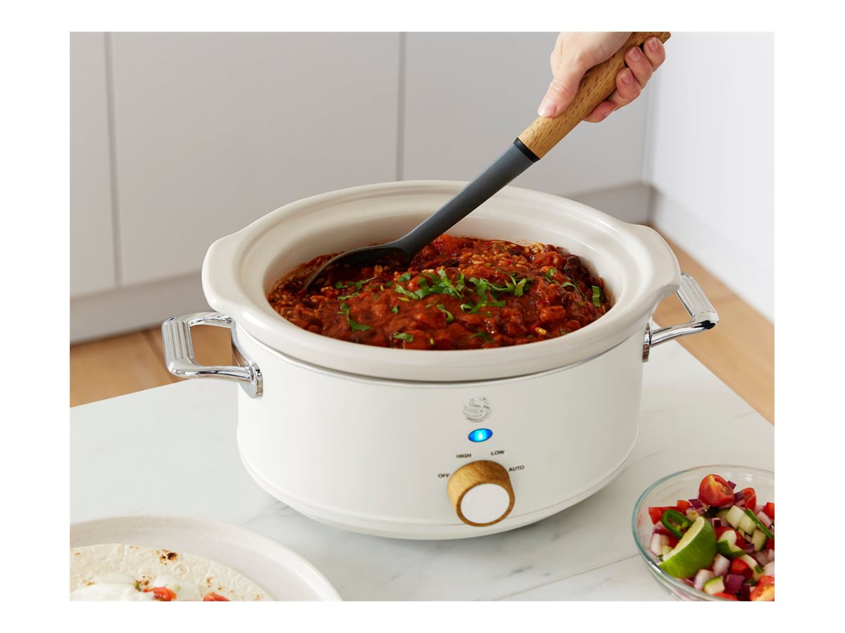 Swan Nordic Slow Cooker - 3.5L - White - SF17021WHTN