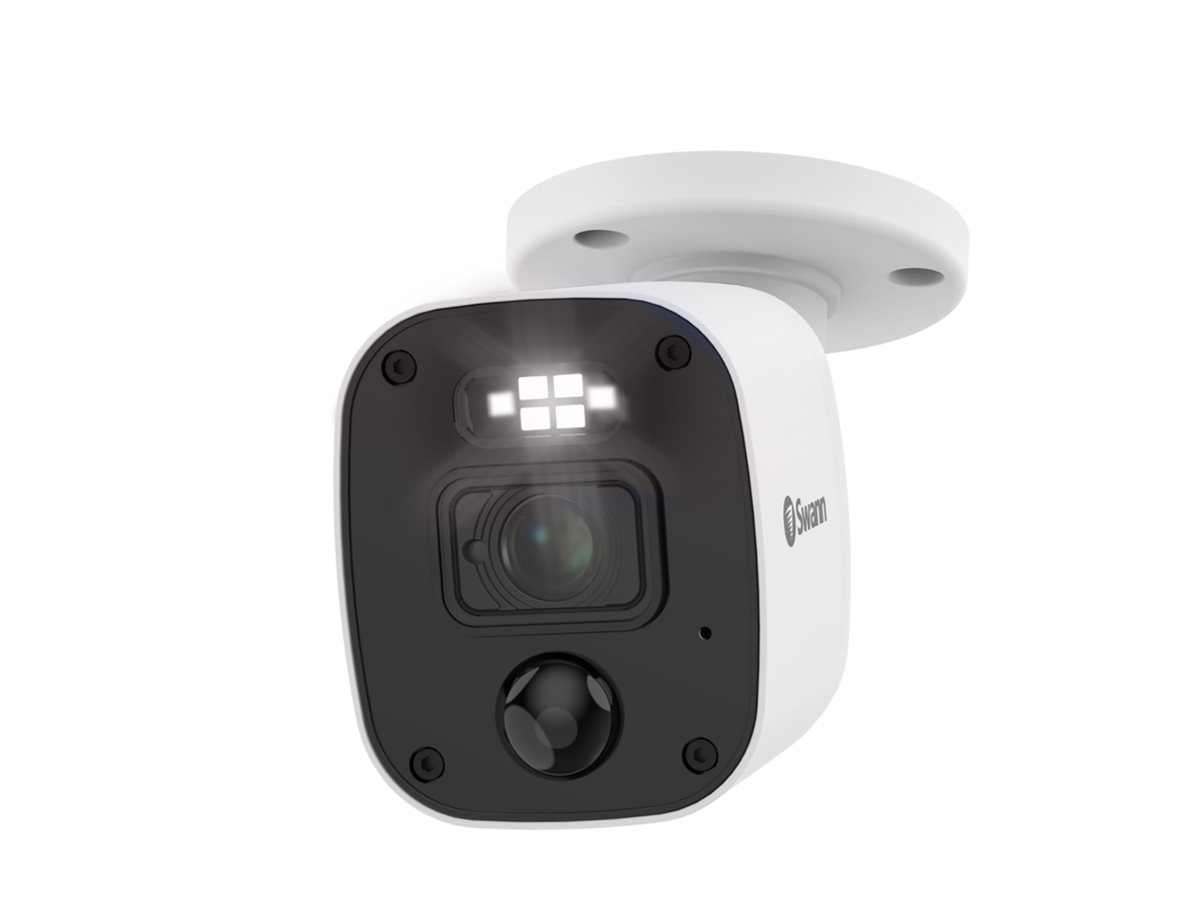 Swann SWDVK-8468542KMQB DVR + camera(s) wired AC Usage / lifestyle Left-angle 72575