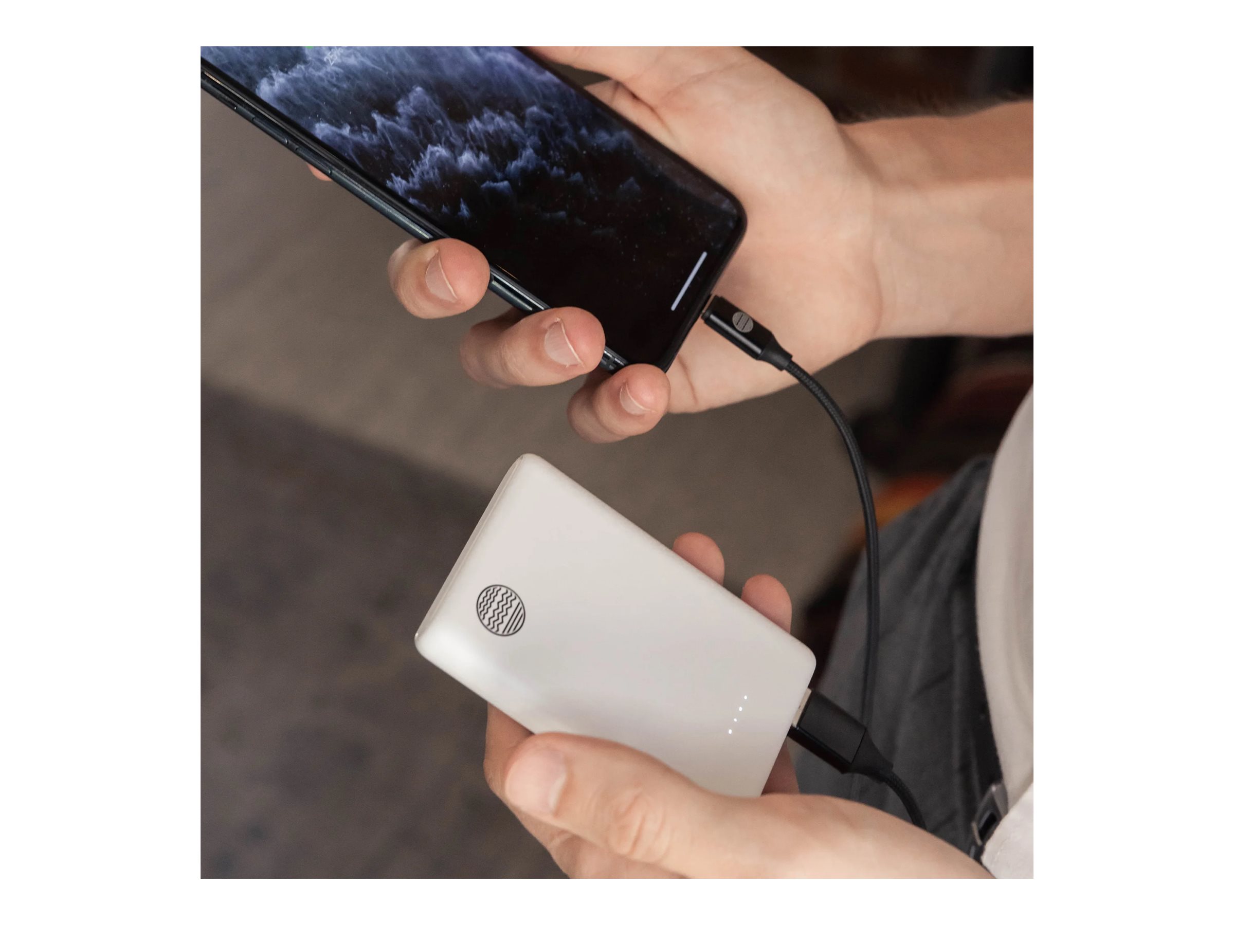 Our Pure Planet power bank - Li-pol - USB