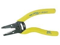 MONOPRICE CAT8 14FT BLUE PATCH CABLE DOUBLE SHIELDED (S/FTP) 28AWG 2GHZ 40G PURE