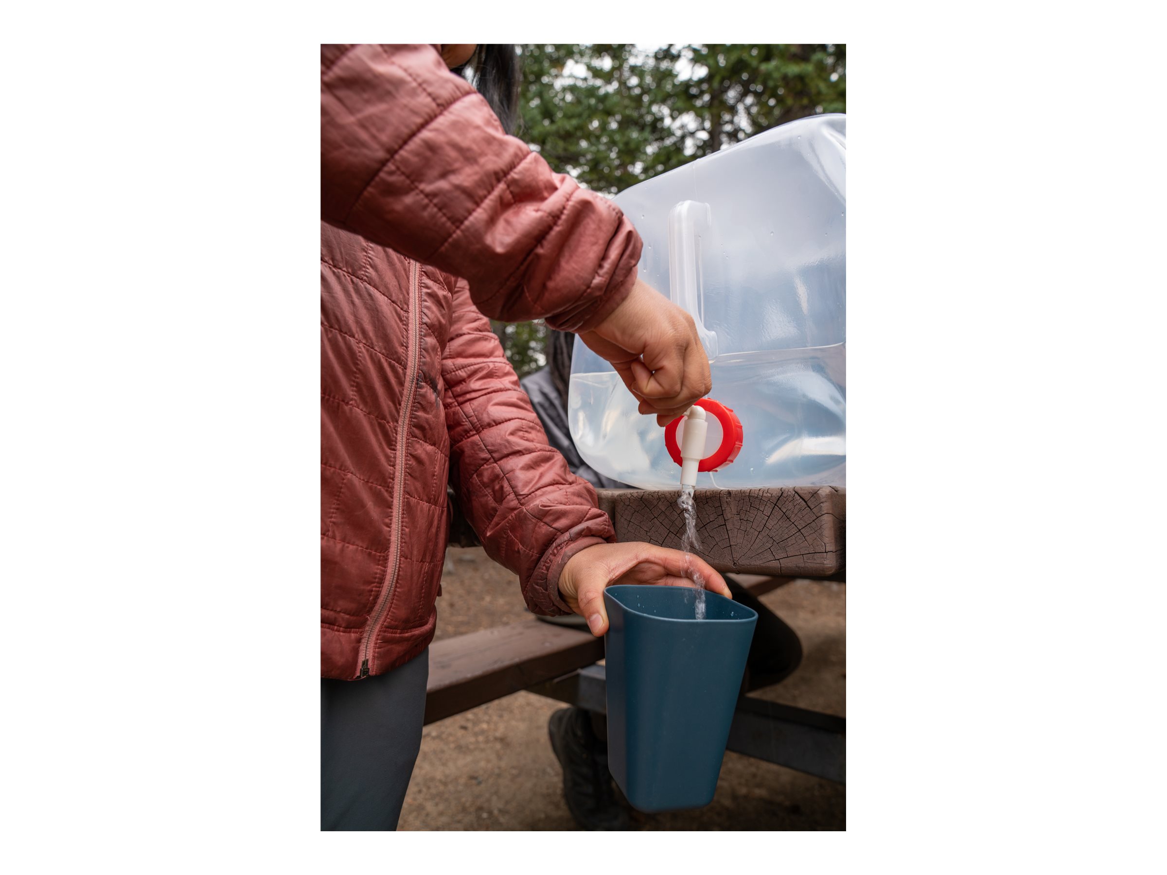 Coghlan's Collapsible Water Container