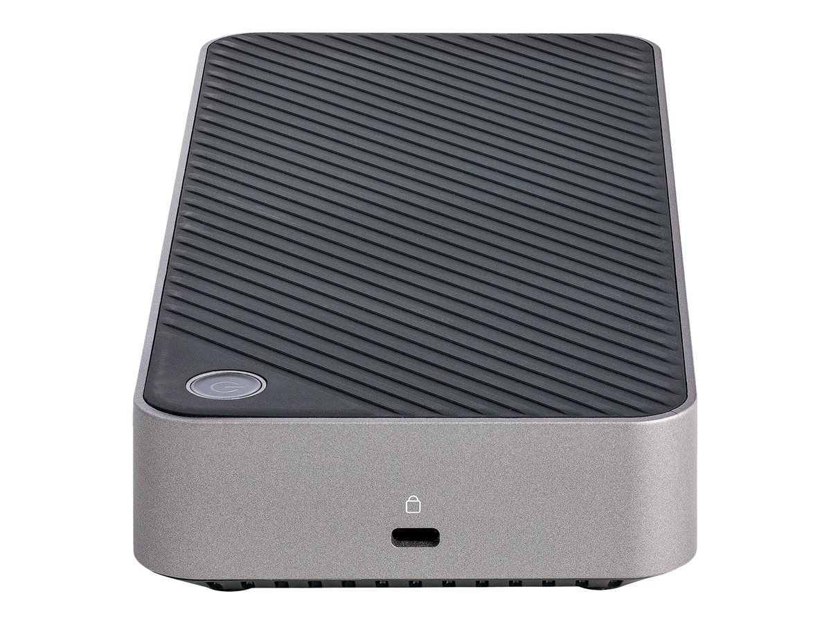 StarTech.com USB-C Triple Monitor Docking Station