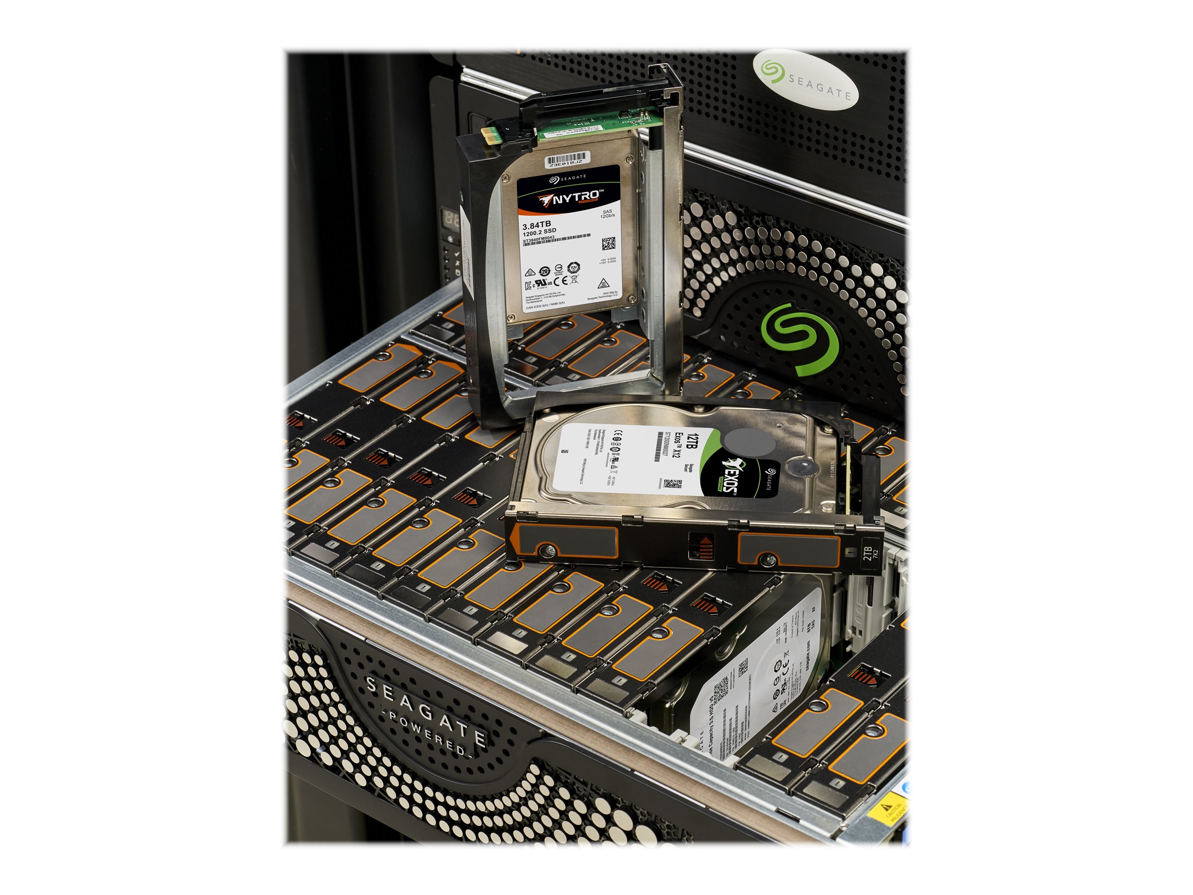 Seagate Exos X 5U84 - Solid state / hard drive array