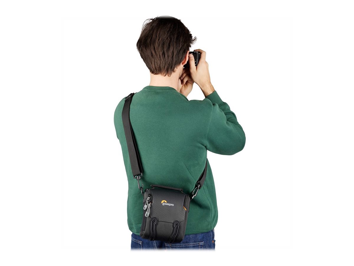 Lowepro Adventura SH 120 III Shoulder Bag for Mirrorless Cameras with Lens - Black