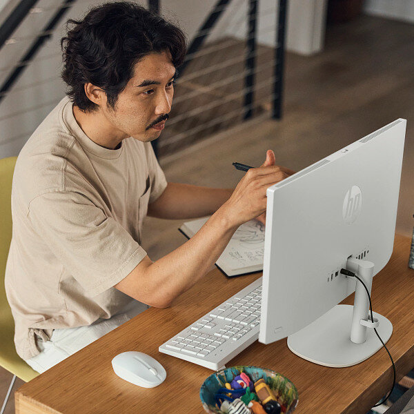 Un ordinateur de bureau tout-en-un fiable et puissant accessible à tous