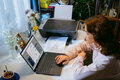 slide {0} of {1}, zoom in, HP DeskJet 2920 All-in-One-printer