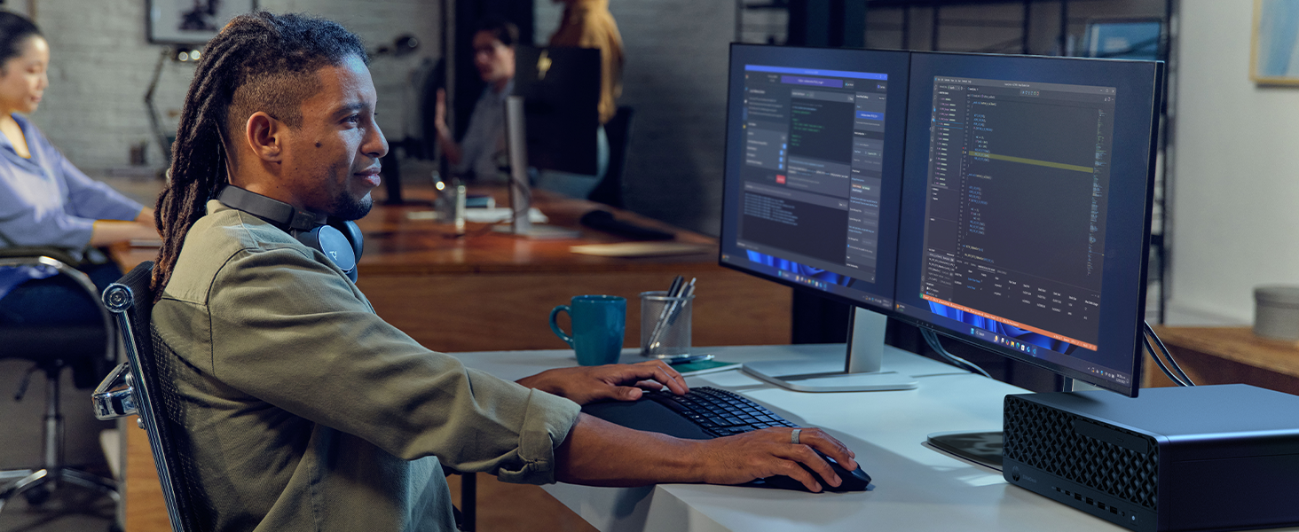 HP EliteDesk 8 SFF G1i Desktop AI PC