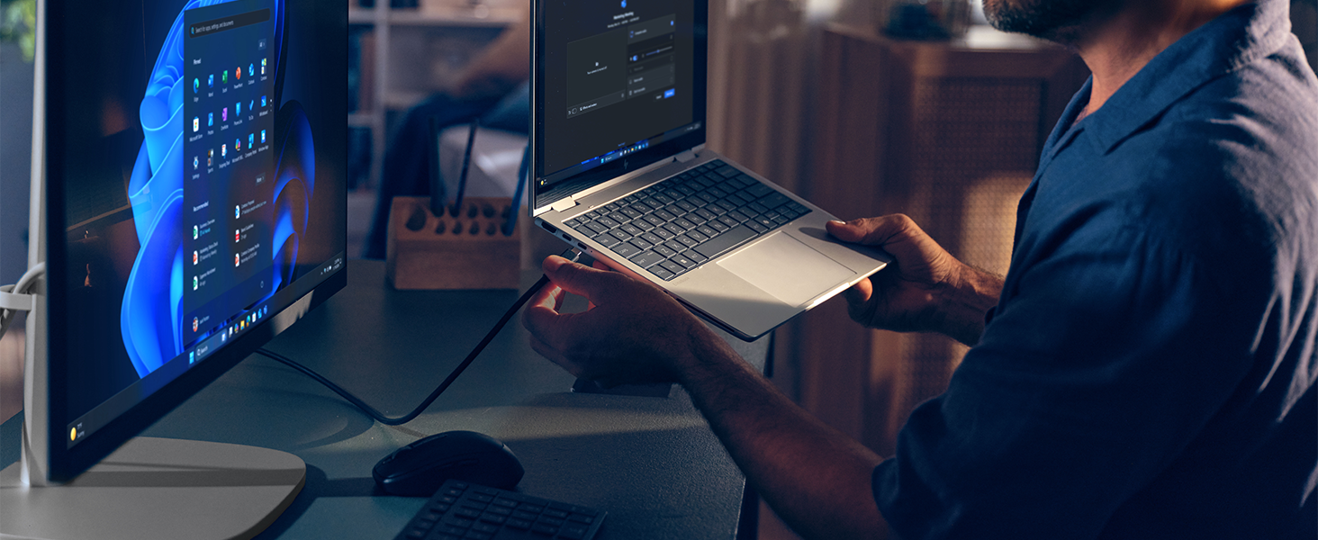 HP EliteStudio 8 All-in-One G1i 23.8 inch Desktop AI PC Wolf Pro Security Edition