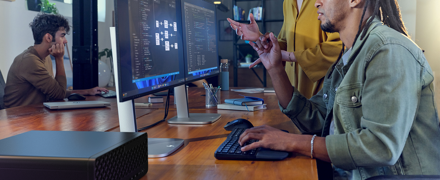 HP EliteDesk 8 SFF G1i Desktop AI PC