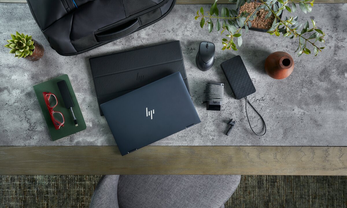 HP EliteDisplay S14 Portable Display, 14
