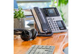 slide {0} of {1}, zoom in, Poly Edge E450 IP-telefon og PoE-aktiveret