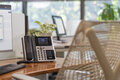 slide {0} of {1}, zoom in, Poly Edge E450 IP-telefon og PoE-aktiveret