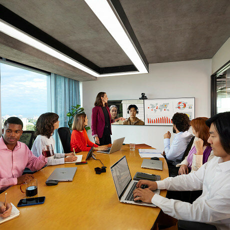 Distractions out. Engagement in